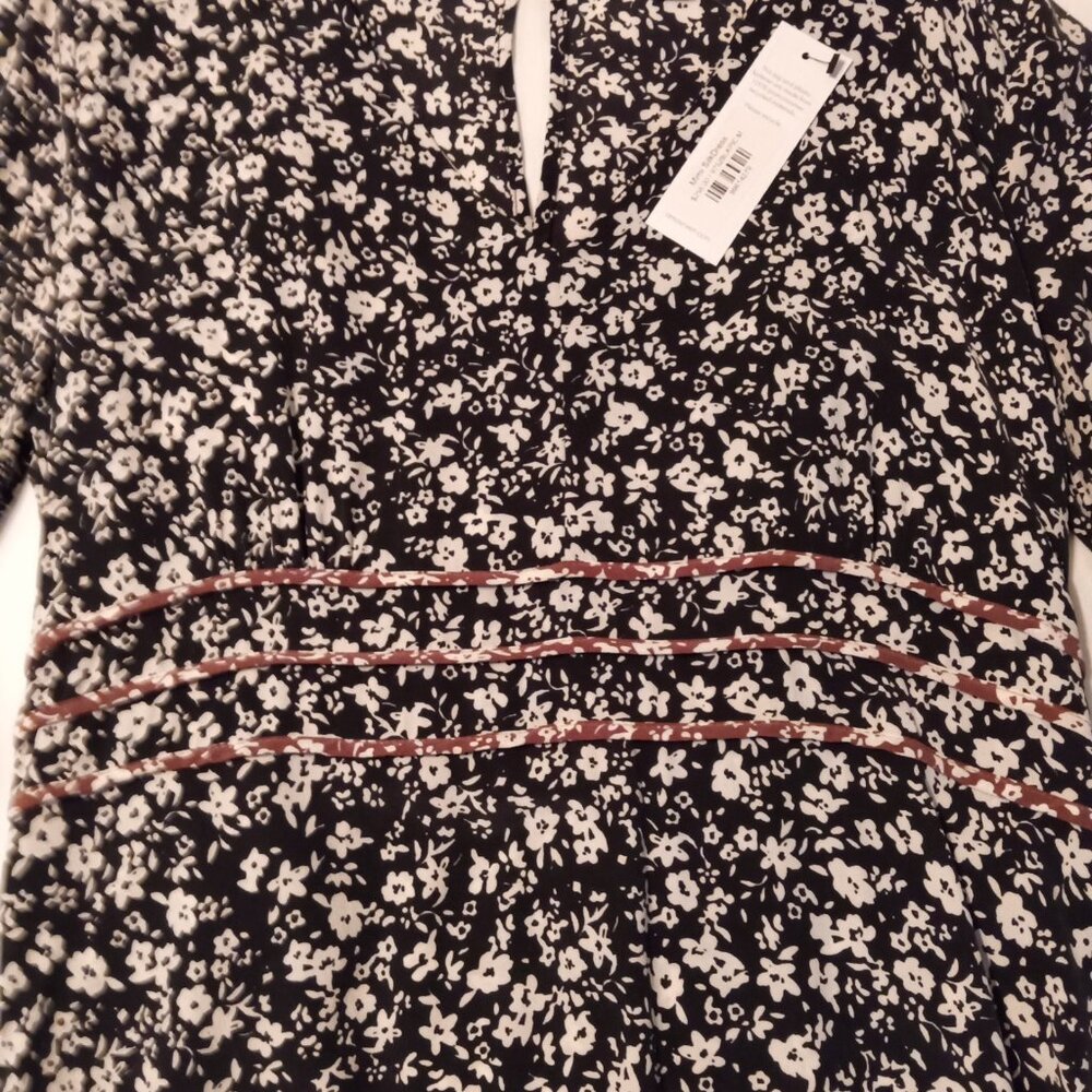 Amour Vert 100% silk floral midi dress - NWT